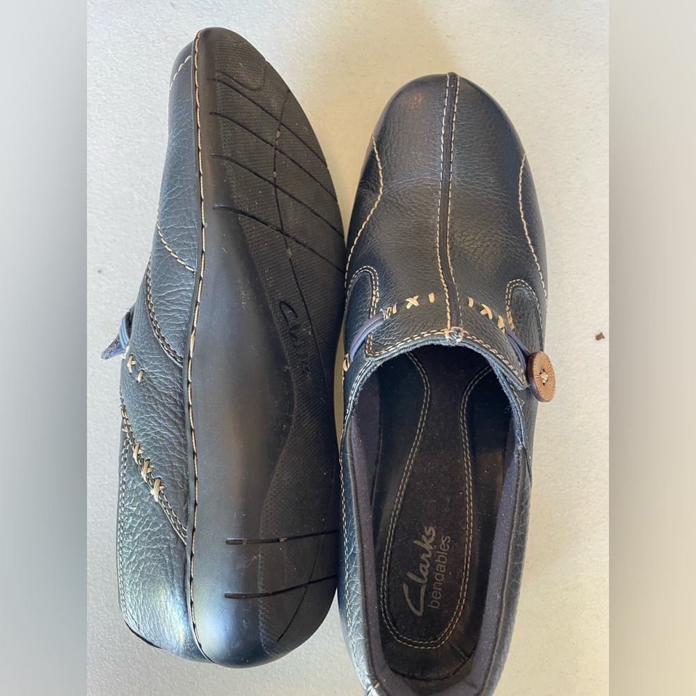 Clarks navy Blue 9.5